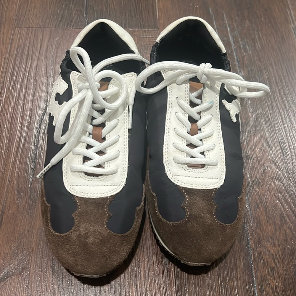 NWOT Tory Burch Vintage Double T Trainer- Tumbled Leather Athletic Shoe Sneakers